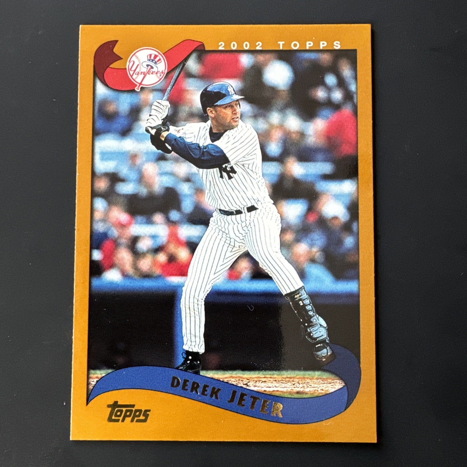 Topps 2002 Home Team Advantage Derek Jeter #75 New York Yankees Mint Condition
