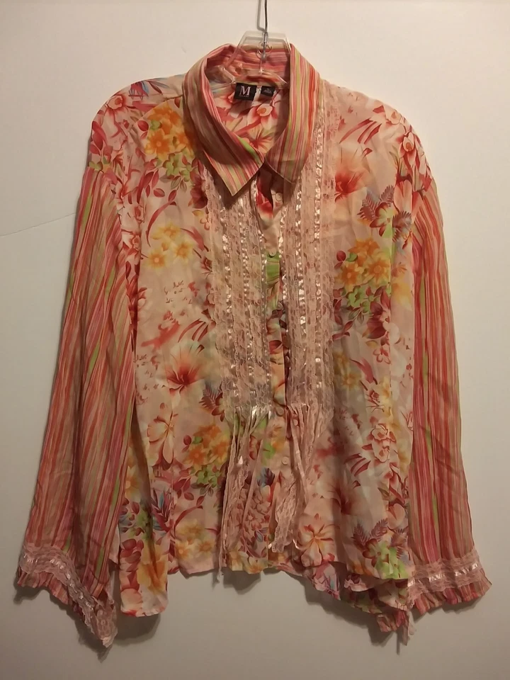 Milano Blouse, 1X, Floral, Lace & Ribbons, Button Up, Bottom Bell Sleeve
