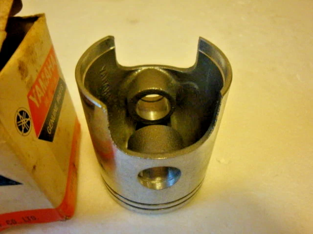 Nuevo de Lote Antiguo Yamaha 1967 YR1 1968 YR2 350 Grand Prix Pistón 2do O/S 168-11636-00 Foto 4 de 4