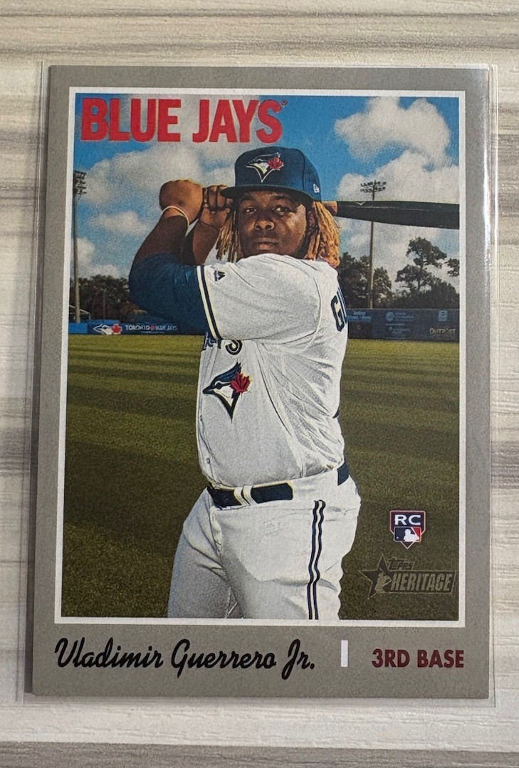 VLADIMIR GUERRERO JR 2019 Topps Heritage Color Swap Team Name Variation Rc