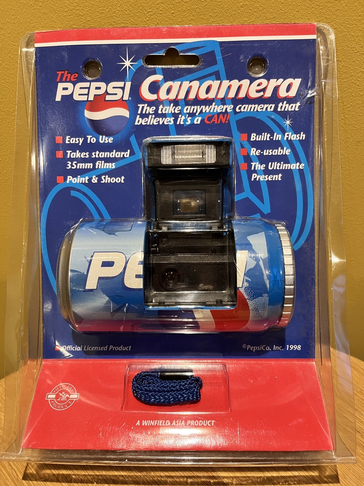 NEW 1998 Pepsi Can 35 MM Camera Re-Usable Built in Flash NOS Vintage 90s Sealed