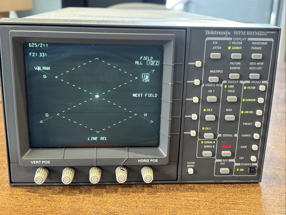 Tektronix WFM 601M Serial Component Digital Waveform Monitor WORKING - Image 2 of 4