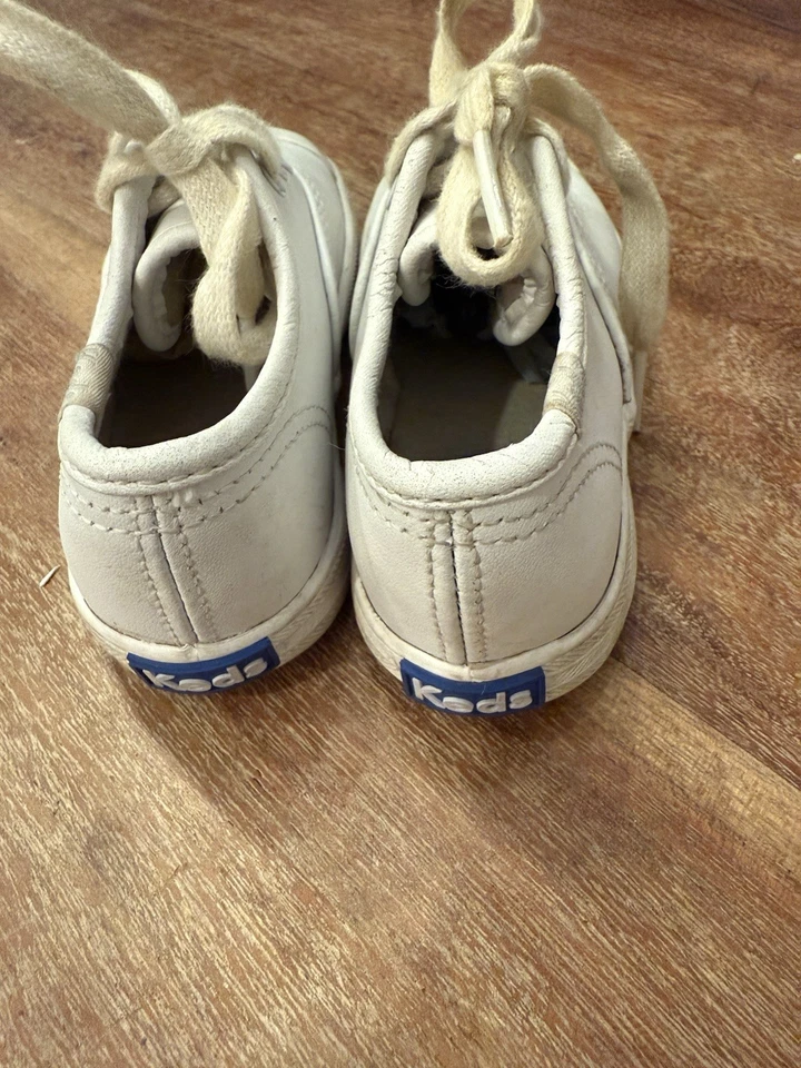 Tenis Keds para niñas pequeñas Champion Toe Cap blancos talla 7 W Foto 4 de 4