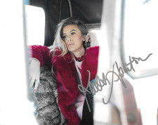 * KASSI ASHTON * signed 8x10 photo * MADE FROM THE DIRT * COA *