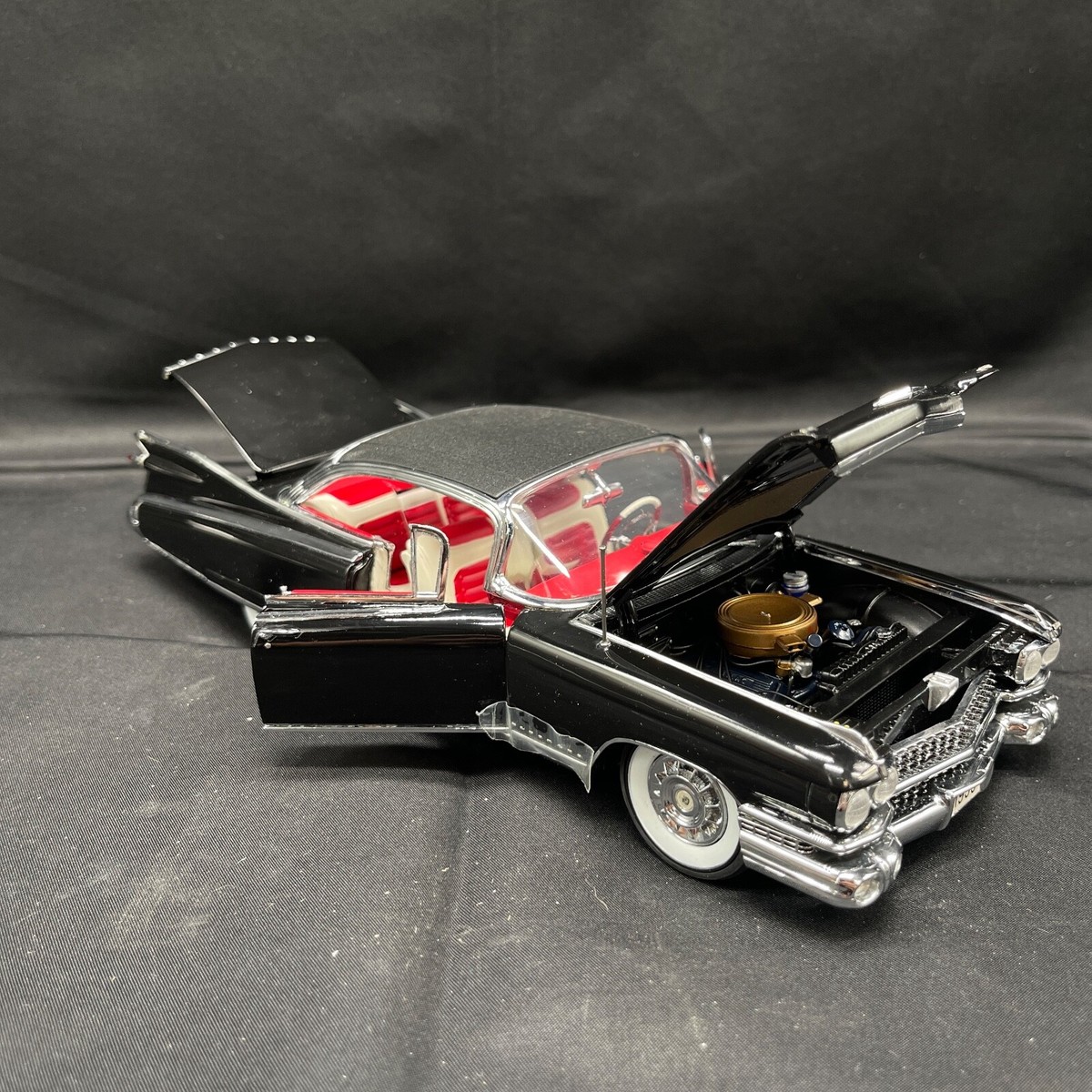 Danbury Mint Limited Edition 1959 Cadillac Eldorado Seville