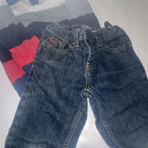 OSHKOSH Boys' 5T Lot Jeans, Sweater, Tops And Sweatpants - Picture 6 of 10