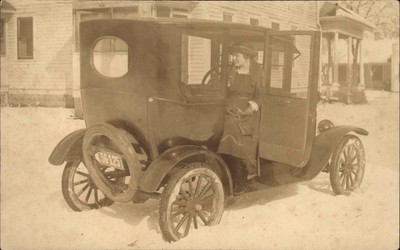 Early Car Auto & Woman - Visible Oklahoma License Plate Real Photo