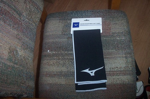 BRAND NEW Mizuno Microfiber  Cart Towel  black   - Afbeelding 1 van 2