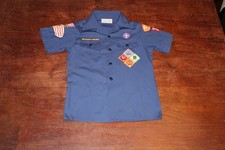 Boy Scouts of America BSA Youth Shirt Blue Medium Glued Patches Short Sleeve