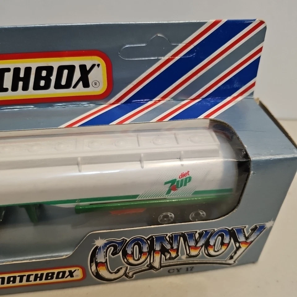 1983 Matchbox Convoy DIET 7UP SCANIA TANKER TRACTOR TRAILER #CY17  - Image 4 of 4