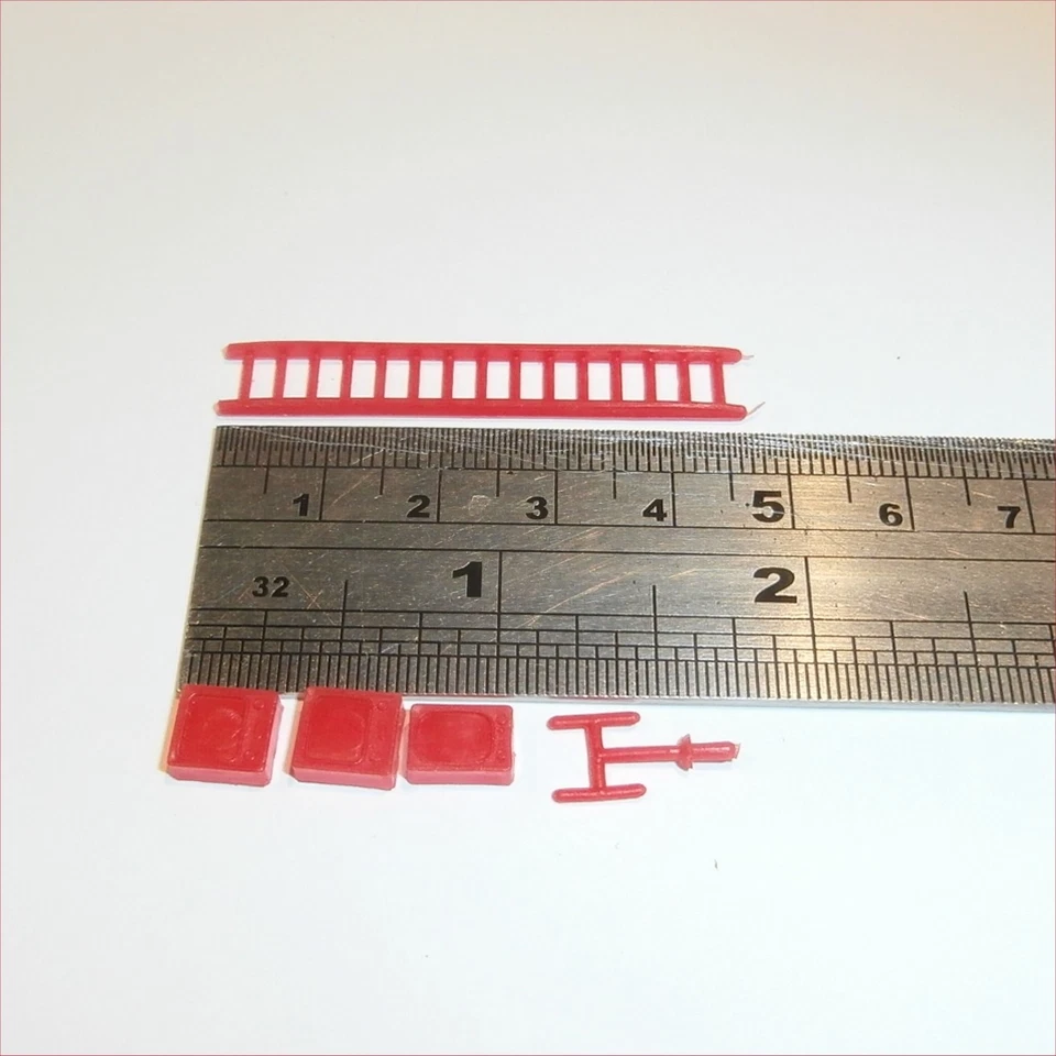 Matchbox Lesney 62 b Commer TV Van Ladder Accessories Set - Image 3 of 4