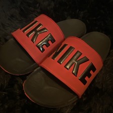 Nike Men  s Logo Slide Sandals Red/Black Slip-On Synthetic Upper Size 10