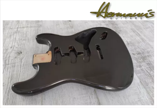 Strat Alder Body, SSS Route, Metallic Black Finish, Weight approx. 2000g