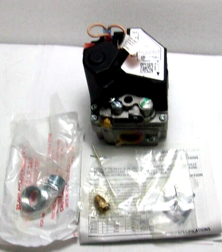 36H32-304 Emerson/ White, Rodgers Universal Electronic Ignition Gas Valve, New