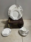 Lenox Floral Waltz 5 Piece Place Setting. New in Box. — photo 1