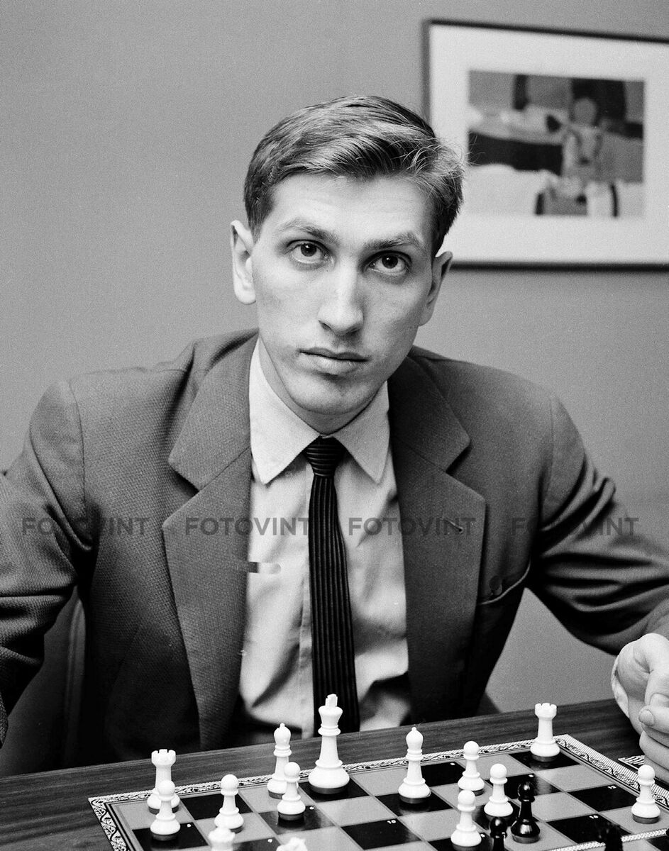 50 years since Bobby Fischer won international chess crown — AP Photos