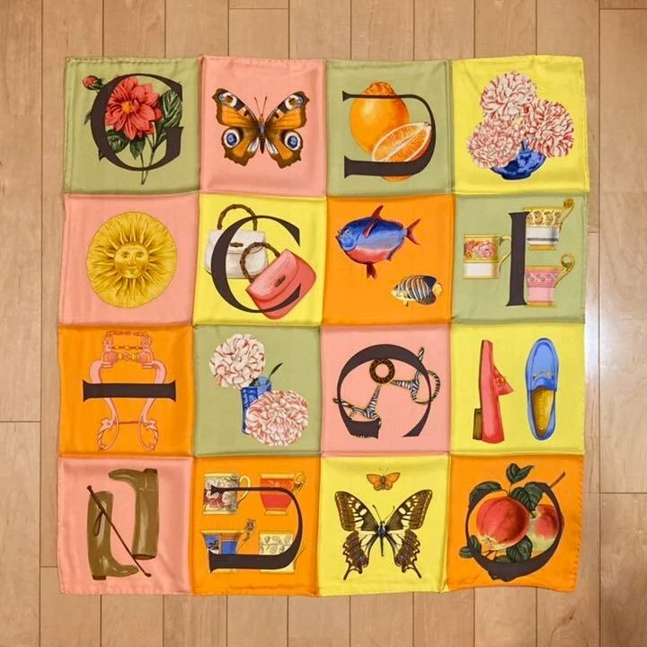 Authentique foulard Gucci vintage soie rose vert orange deadstock pas utilisé
