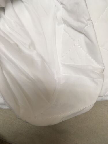 Sainsbury’s Anti Allergy Single 3ft White Quilted Mattress Protector 90