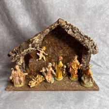 Vintage Rustic Musical Nativity Scene Stamped Italy 7 Figurines See Video *READ