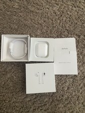 Apple AirPods 2nd Gen Wireless Charging Case A1938