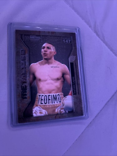 2021 Skybox Metal Universe Champions - Metalized Rookies Teófimo López #147 - Picture 2 of 4