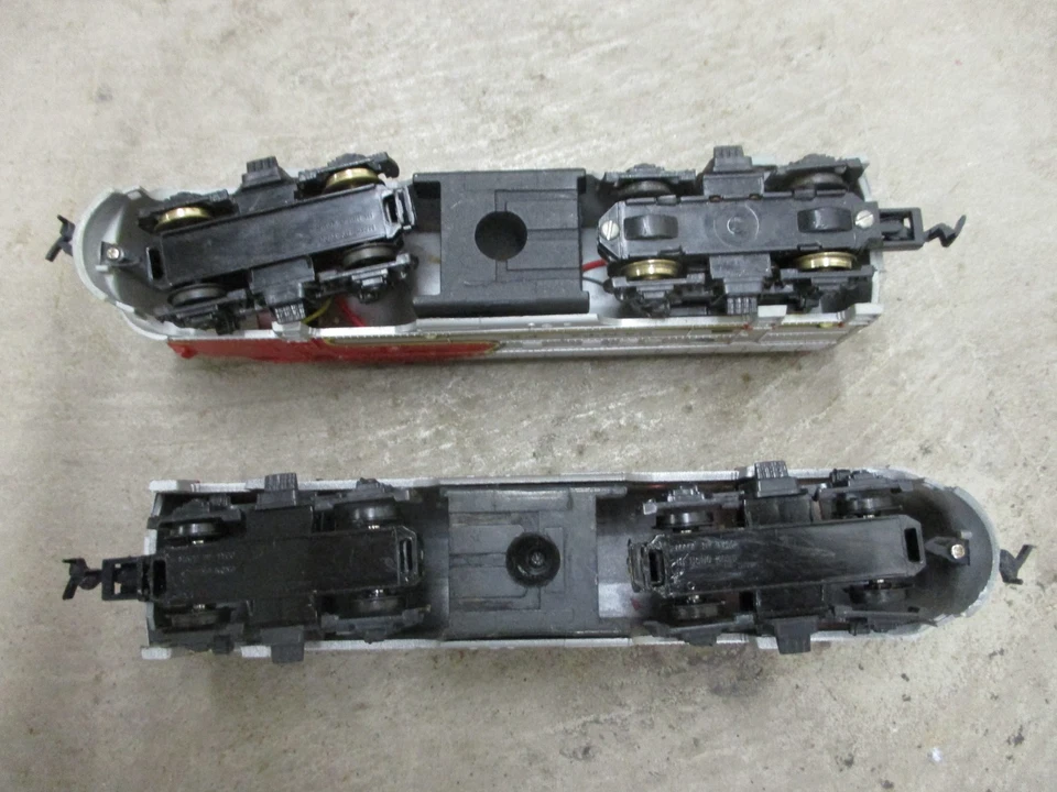 TYCO HO , Track Tested , F7- A & A- Dummy , Santa Fe #4015 - Image 3 of 4