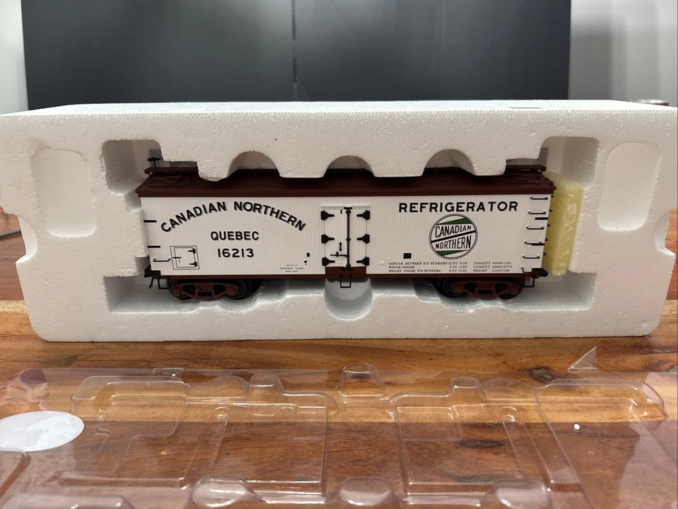 RARE Atlas "O" 40' Canadian Northern Wood Reefer Steam Era #8092-2 3-Rail QUEBEC - Image 2 of 3