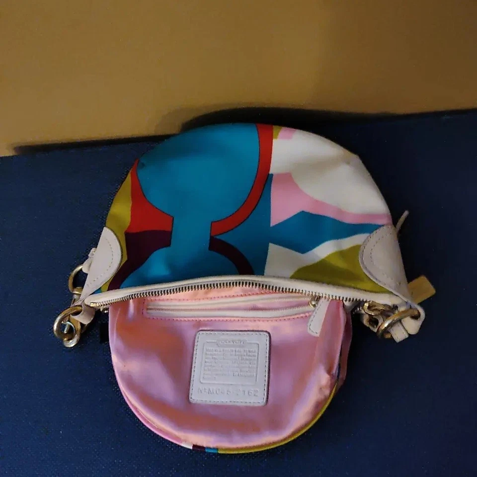 Mini bolso de seda Coach KIDEE vintage Foto 3 de 4