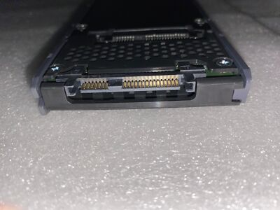 X356A-R6 NetApp 3.8TB SAS 12Gbps 2.5 inch MZILS3T8HCJM-000G3 Solid