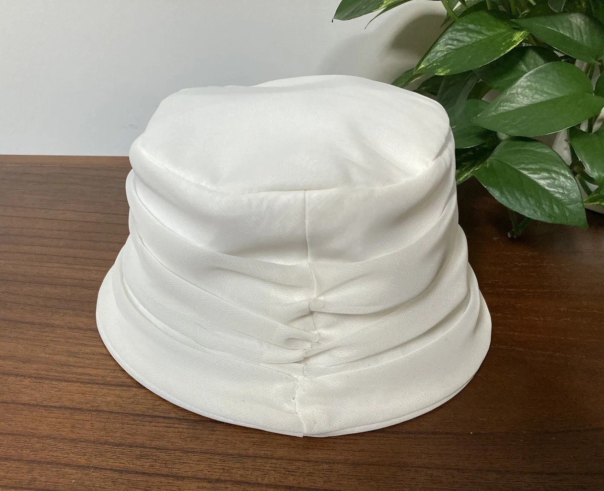 ISABELLE RECANATI VINTAGE HAT Isabelle Recanati Hat White with Rose Detail Made In Israel  main image 3