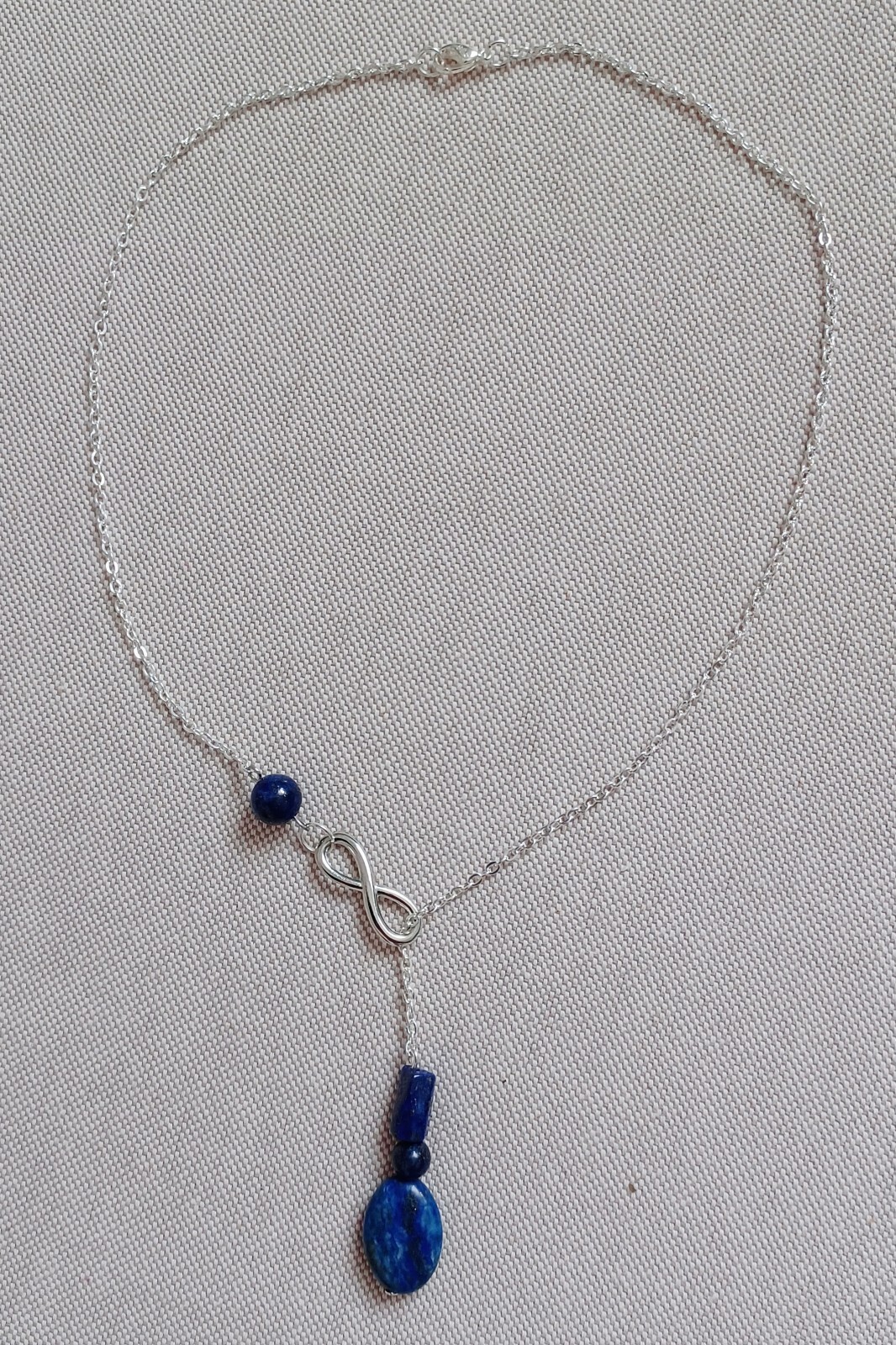 Collier Infinity Lapis Lazuli perles naturelles pour peau sensible