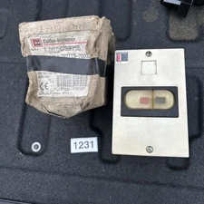 Cutler-Hammer C799FP55 Flush Mount Plate For A302 Manual Starters