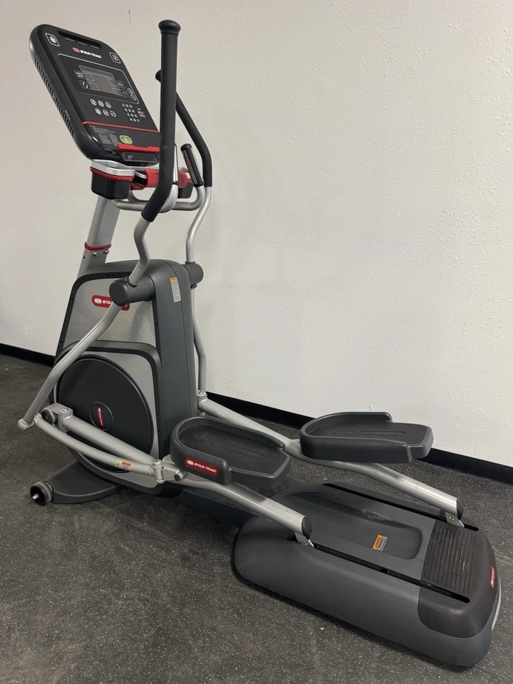 StarTrac 8CT Cross Trainer Cardio Elliptical - Image 3 of 4