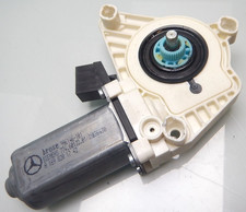 MERCEDES B - T245 W245 / FENSTERHEBERMOTOR / vorne links / 1698201742 (BW32.1)