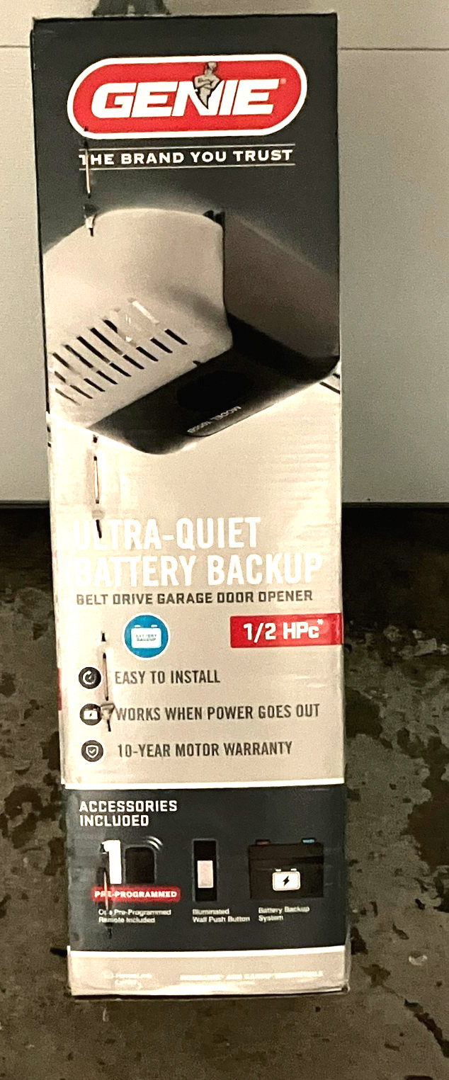 New Genie 1/2 HPc Ultra Quiet Belt Drive Garage Door Opener w/Battery Back-Up