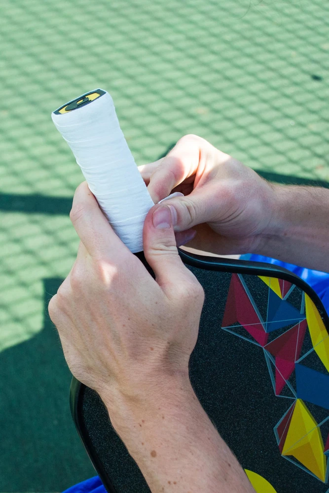 Pickleball PRO WRAP OVERGRIP, Extra Tacky, Durable, Moisture Absorbent, White