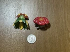 Pokémon Vintage Bellossom And Vileplume Tomy Action Figures