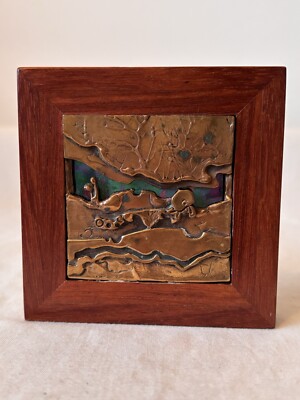 Ungewöhnliche brutalistische kleine Plakette Kupfer Bronze Glas Intarsien Tropenholzrahmen
