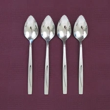 Oneida Community Flight set of 4 fruit spoons stainless flatware grapefruit
