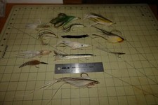 SALTWATER FLIES 13 PC LOT REDFISH SNOOK TARPON TROUT PERMIT BONE STRIPED BASS D3