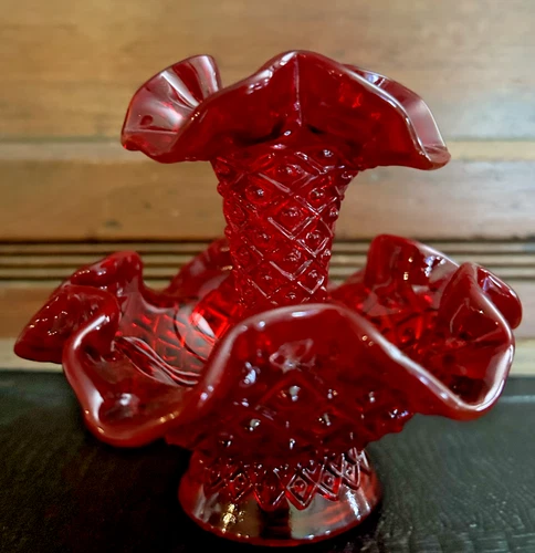 Vintage Fenton Ruby Red Amberina Glass Diamond Lace Mini One Horn Epergne  Vase