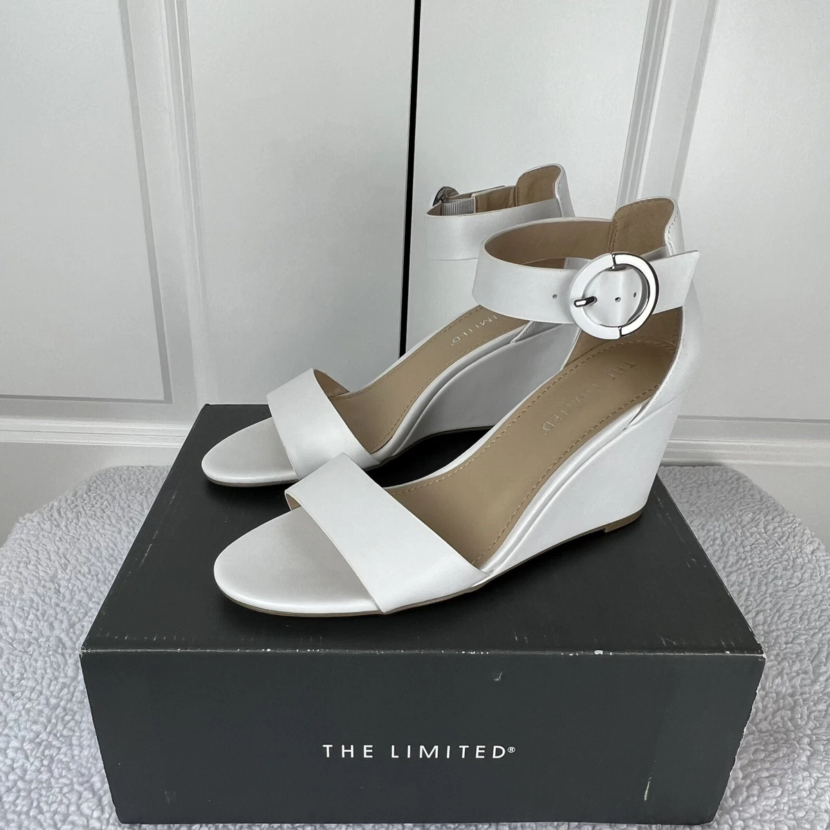 The Limited Breyla White Strappy Bridal Wedding Wedge Heels Size 7.5