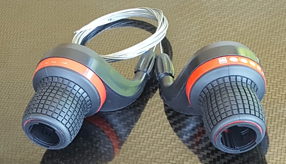 Gripshift Shifters (3x6s or 3x7s) Mountain Bike Twist Grips Gears + Inner Cables - Image 2 of 4