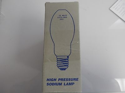 LU70-MED G.E. 70WATT ,S62 HIGH PRESSURE SODIUM LAMP -NEW-( LOT OF 3)