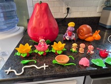 Original Lot of 1982 Vintage Strawberry Shortcake, 4 Miniatures, Big Berry,Snail