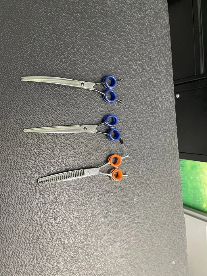 Grooming Shears 7.5" Curved Chunkers, Straight Shears 8.0 Curved Shears 8.0. - Image 2 of 3
