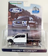 1:64 GreenLight 2020 Ford F-450 Super Duty Dually flat bed White Truck Exclusive