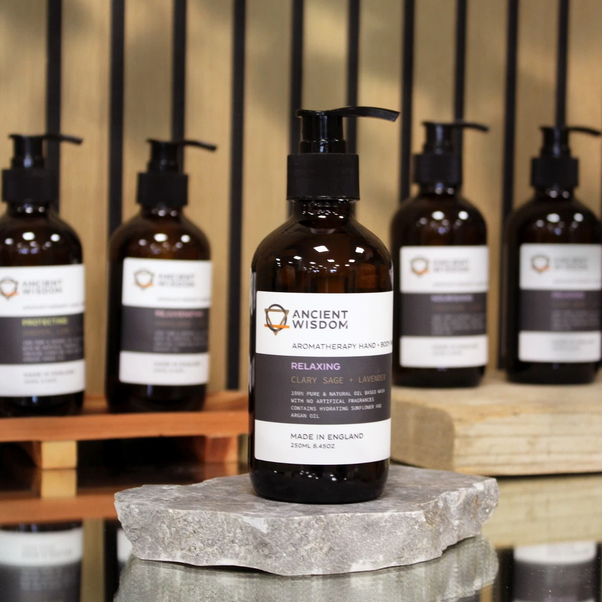 Luxury Spa Aromatherapy Hand Body Wash 250ml Glass Pump Bottle Essential Oil