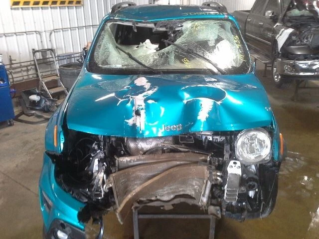 Cojinete de rueda de buje trasero Jeep Renegade 2021 Foto 3 de 4