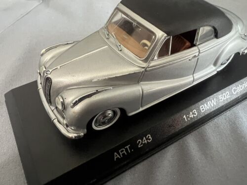 BMW 502 V8 CORGI 1:43 Silver 1950 Cabrio Convertible Detailed Model Toy Car - Picture 2 of 5